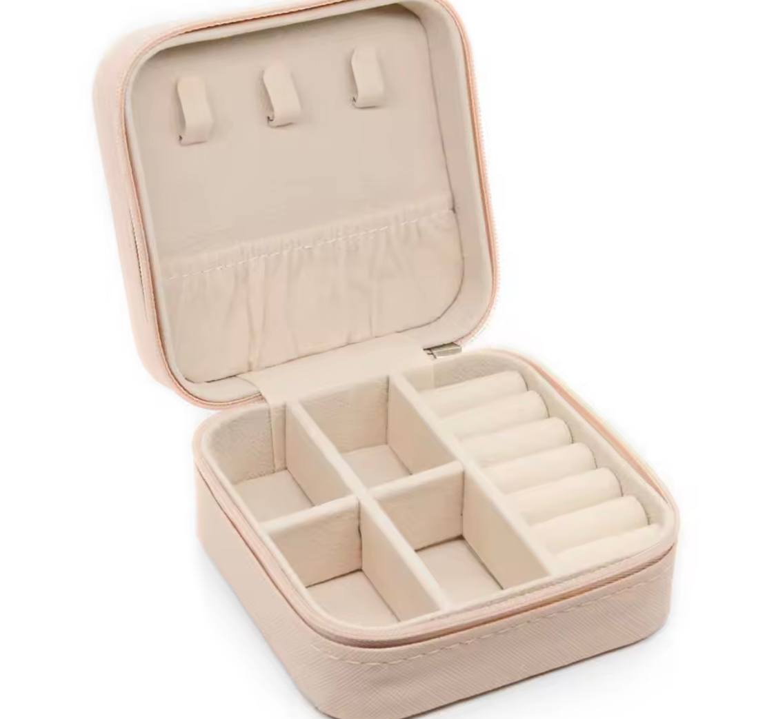 OLIMPIA_BODY™ Mini Jewelry Organizer – Portable Travel Case for Earrings, Rings & Necklaces