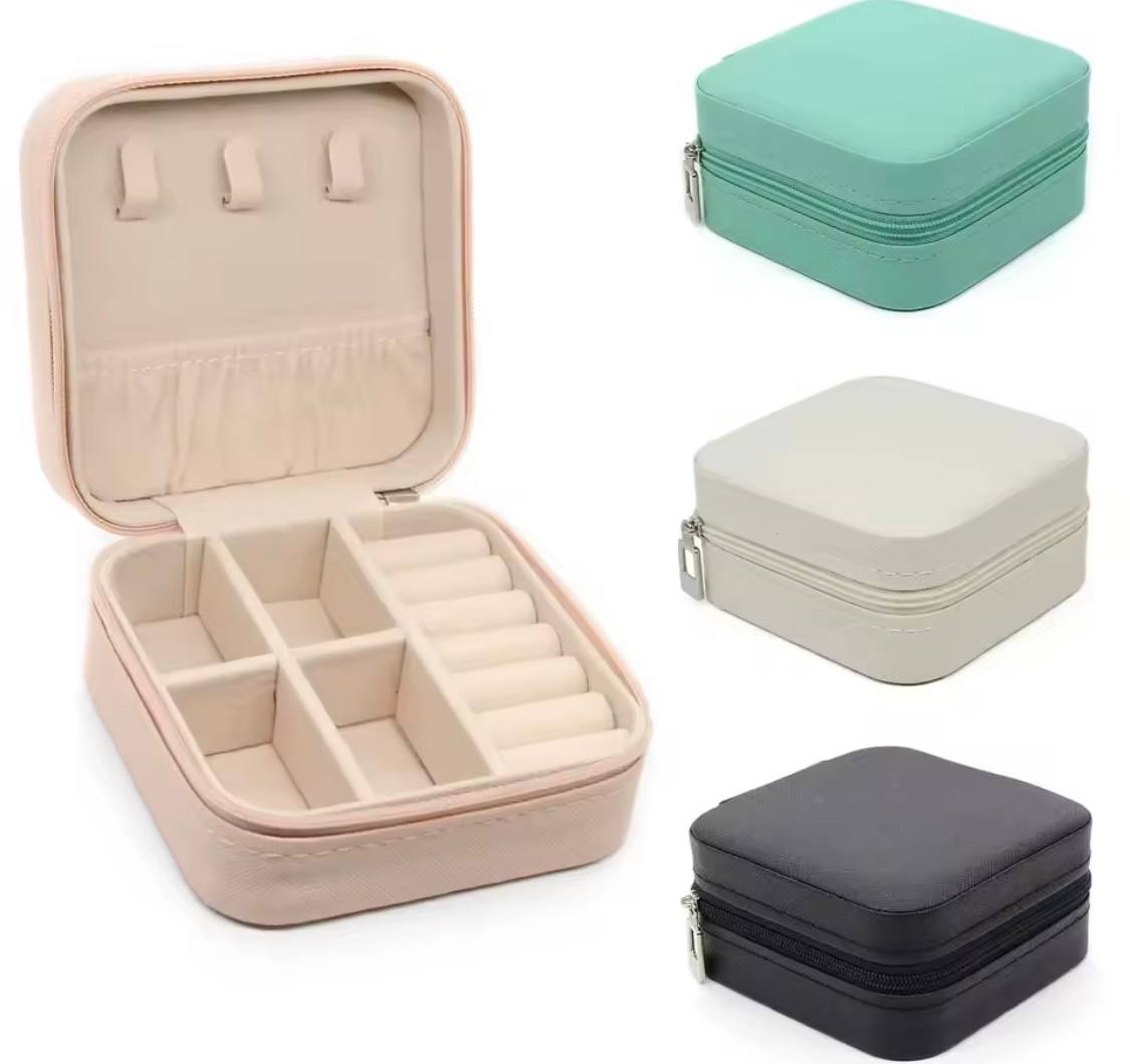 OLIMPIA_BODY™ Mini Jewelry Organizer – Portable Travel Case for Earrings, Rings & Necklaces